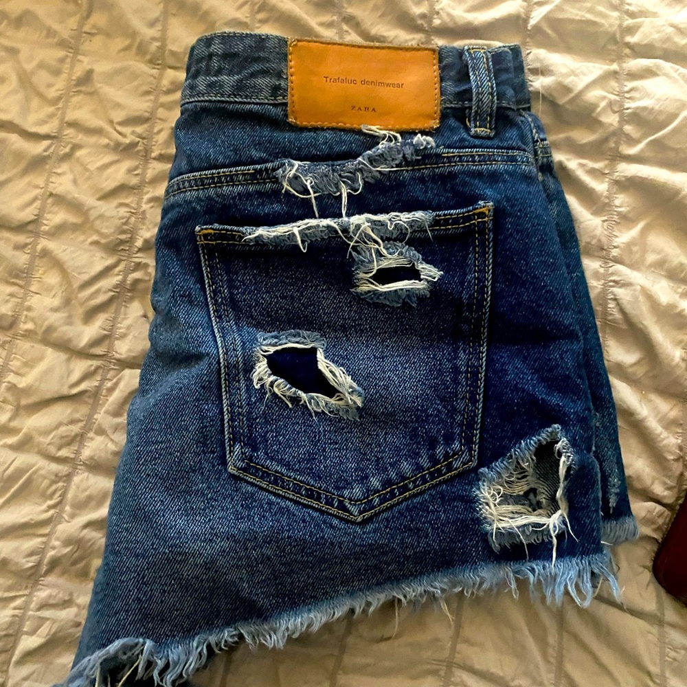 Zara denim distressed shorts